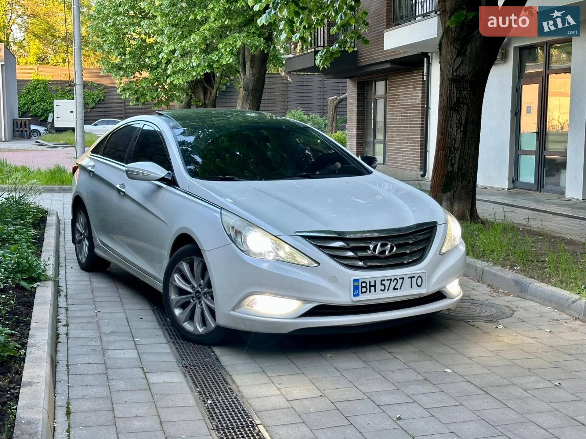 2011 Hyundai Sonata - мініатюра 6
