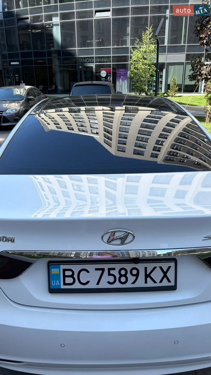 2011 Hyundai Sonata - мініатюра 5
