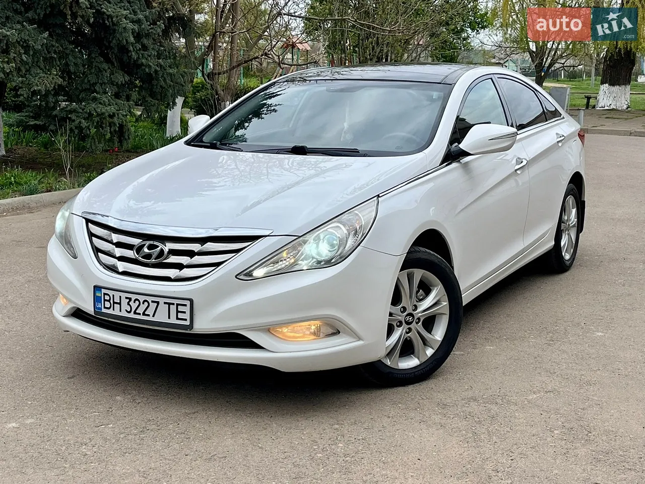 2011 Hyundai Sonata - мініатюра 17
