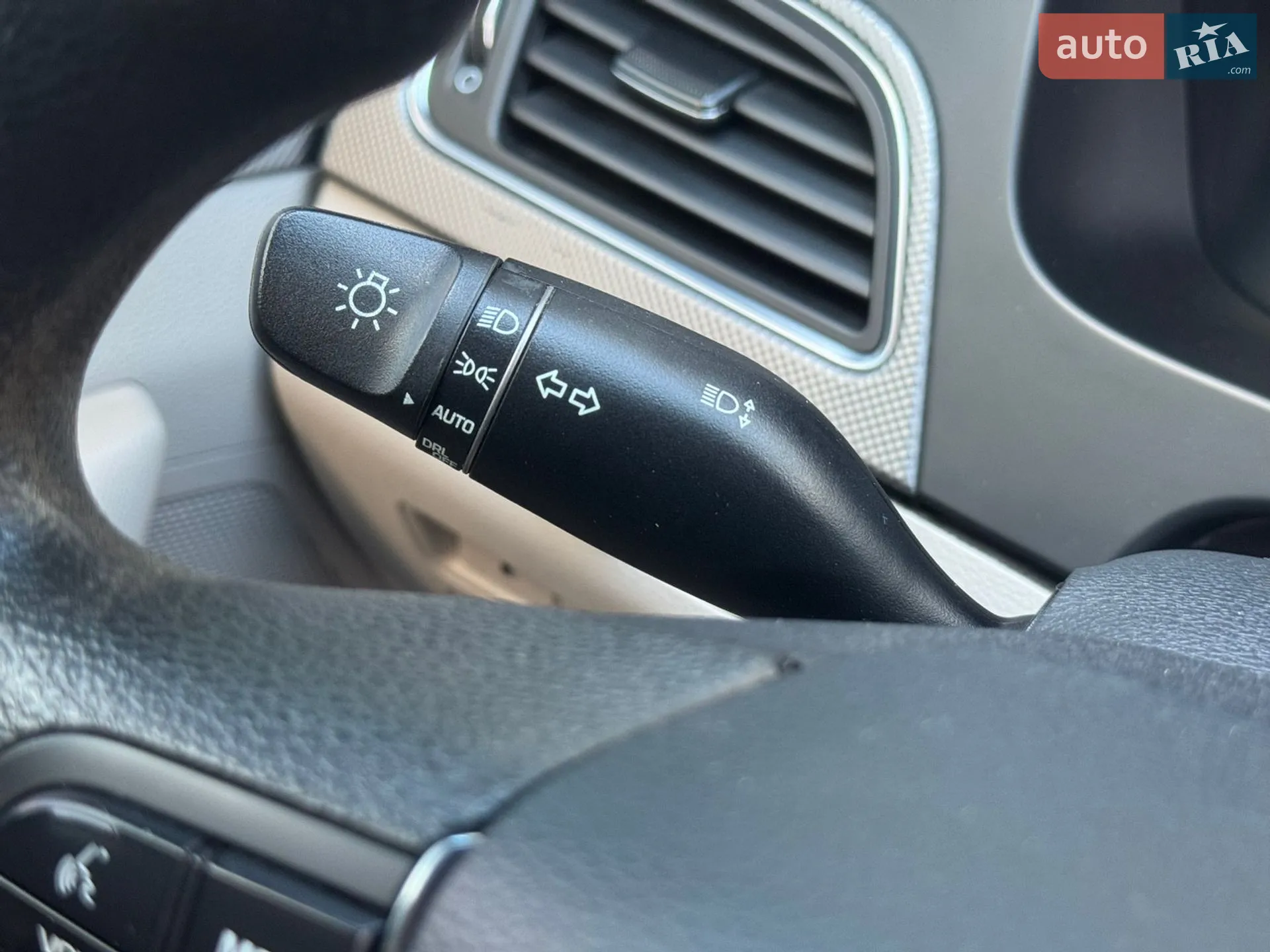 2015 Hyundai Sonata - мініатюра 55