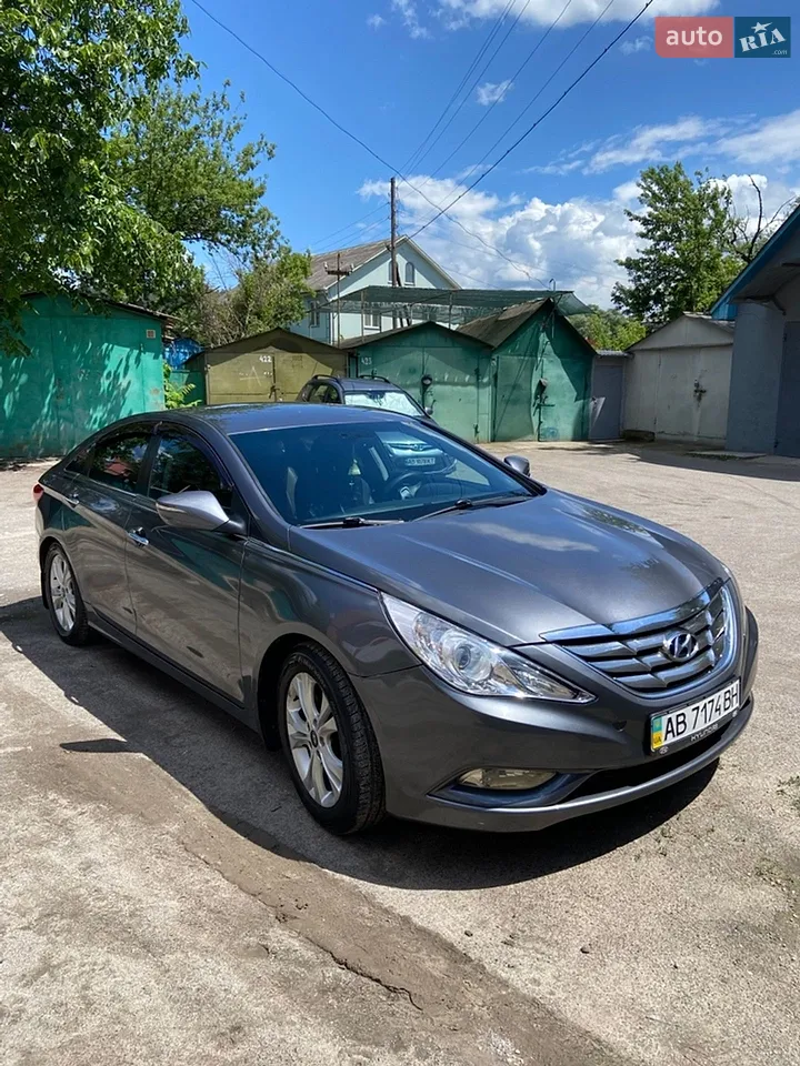 2010 Hyundai Sonata - мініатюра 23