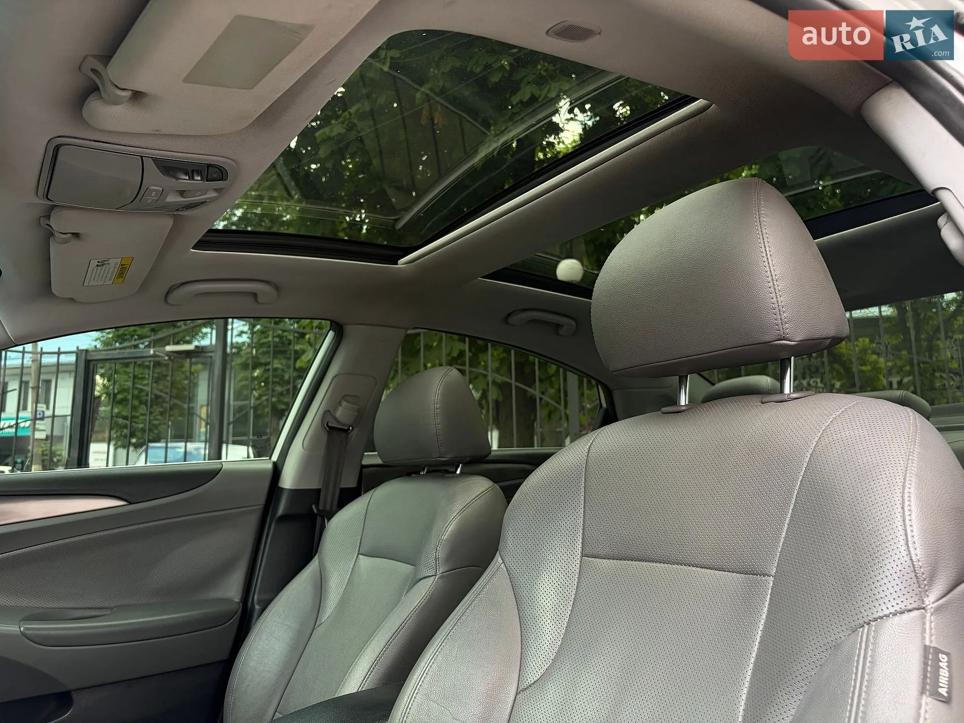 2014 Hyundai Sonata - мініатюра 23