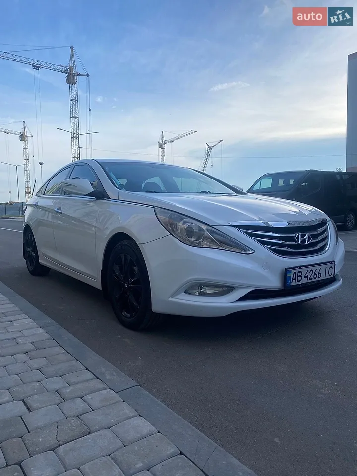 2010 Hyundai Sonata - мініатюра 21