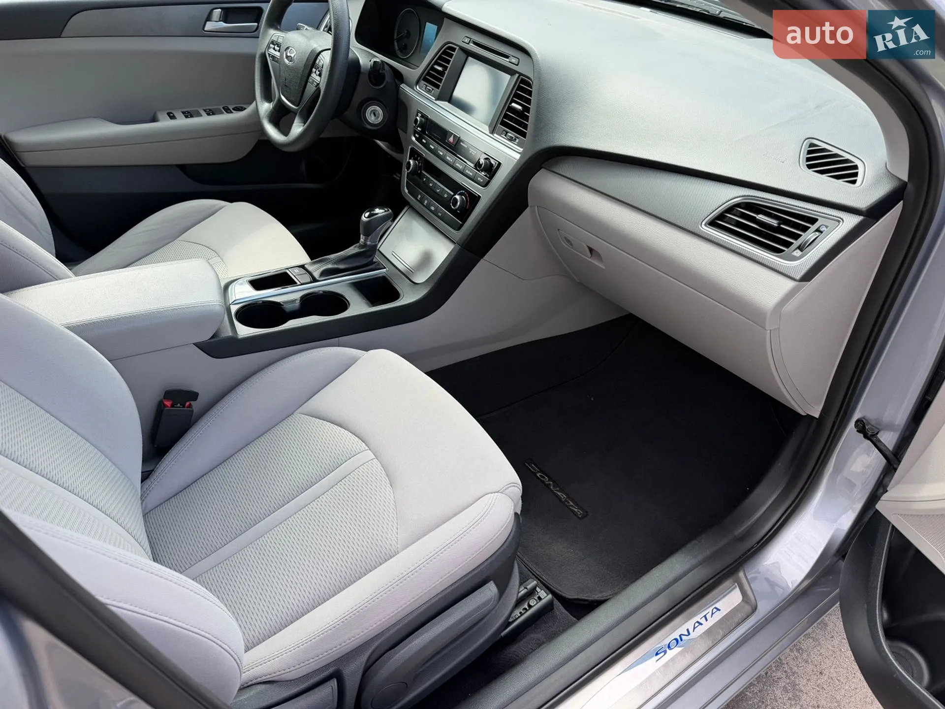 2016 Hyundai Sonata - мініатюра 24