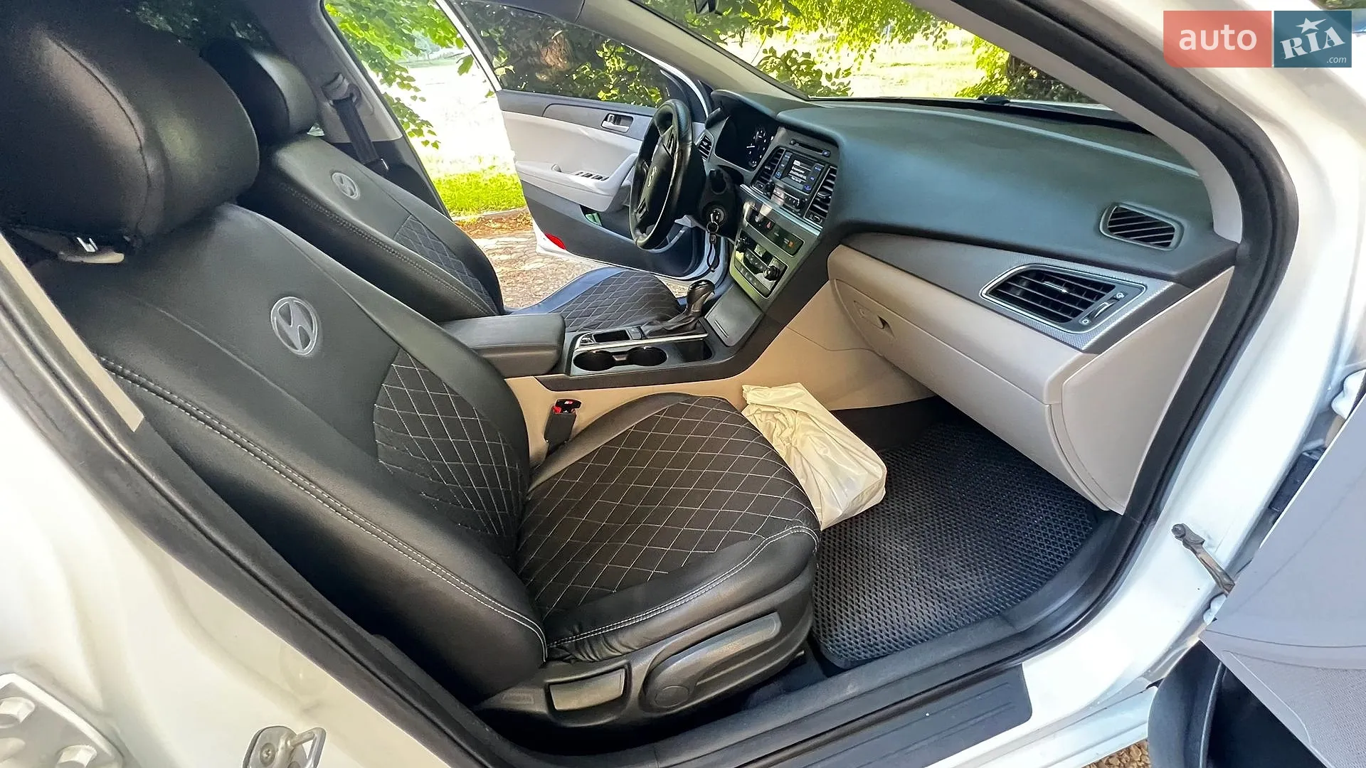 2016 Hyundai Sonata - мініатюра 26