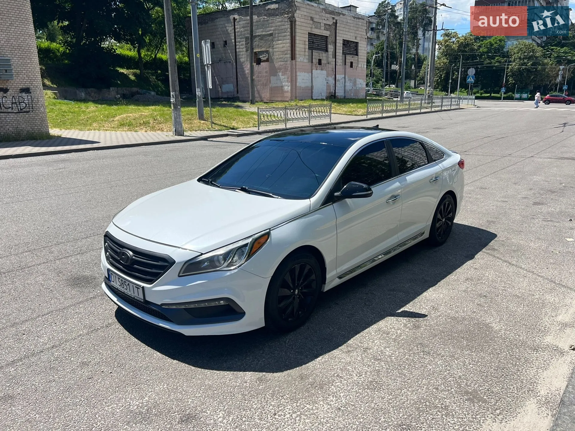 2015 Hyundai Sonata - мініатюра 11