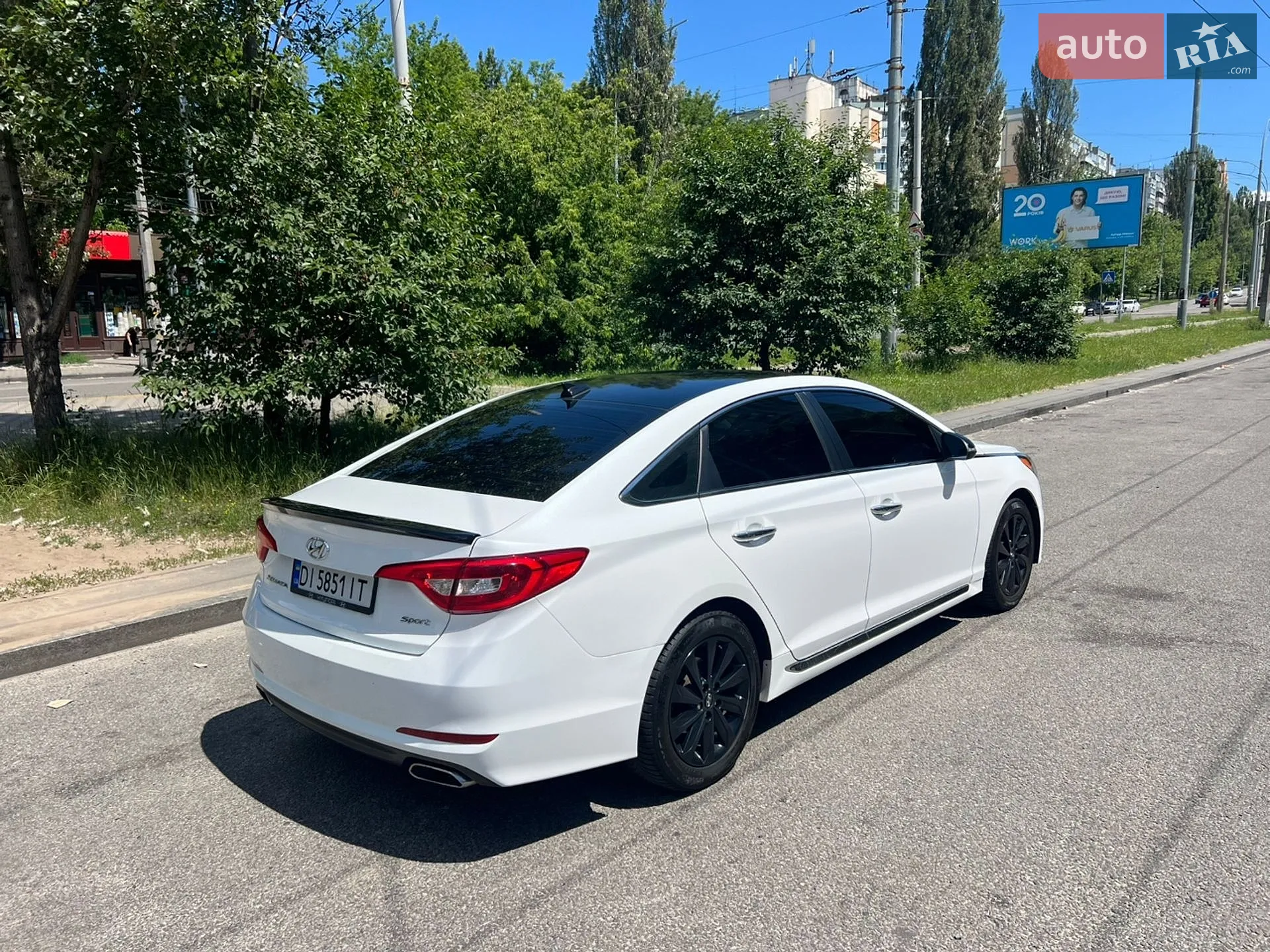 2015 Hyundai Sonata - мініатюра 16