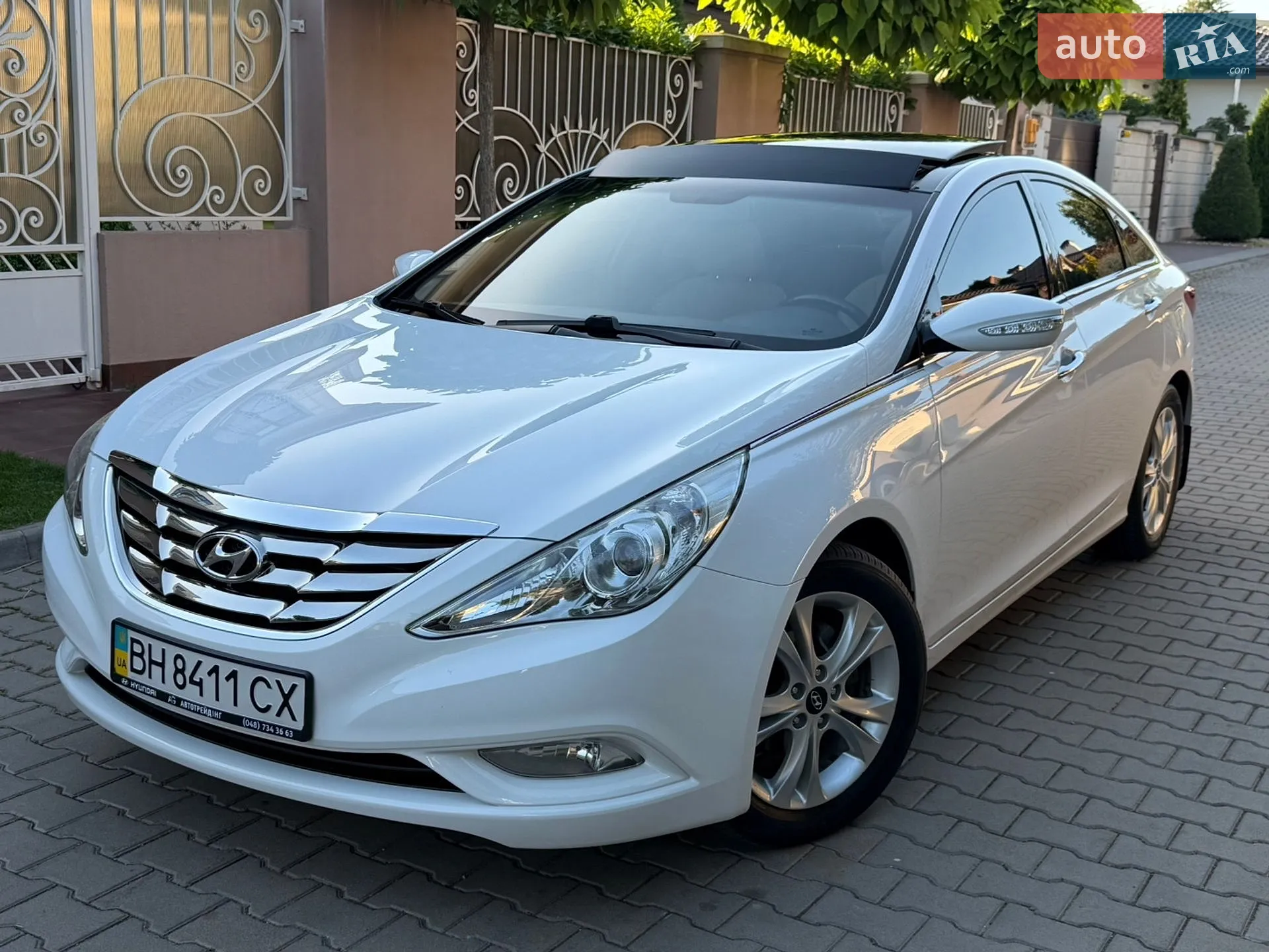 2010 Hyundai Sonata - мініатюра 27