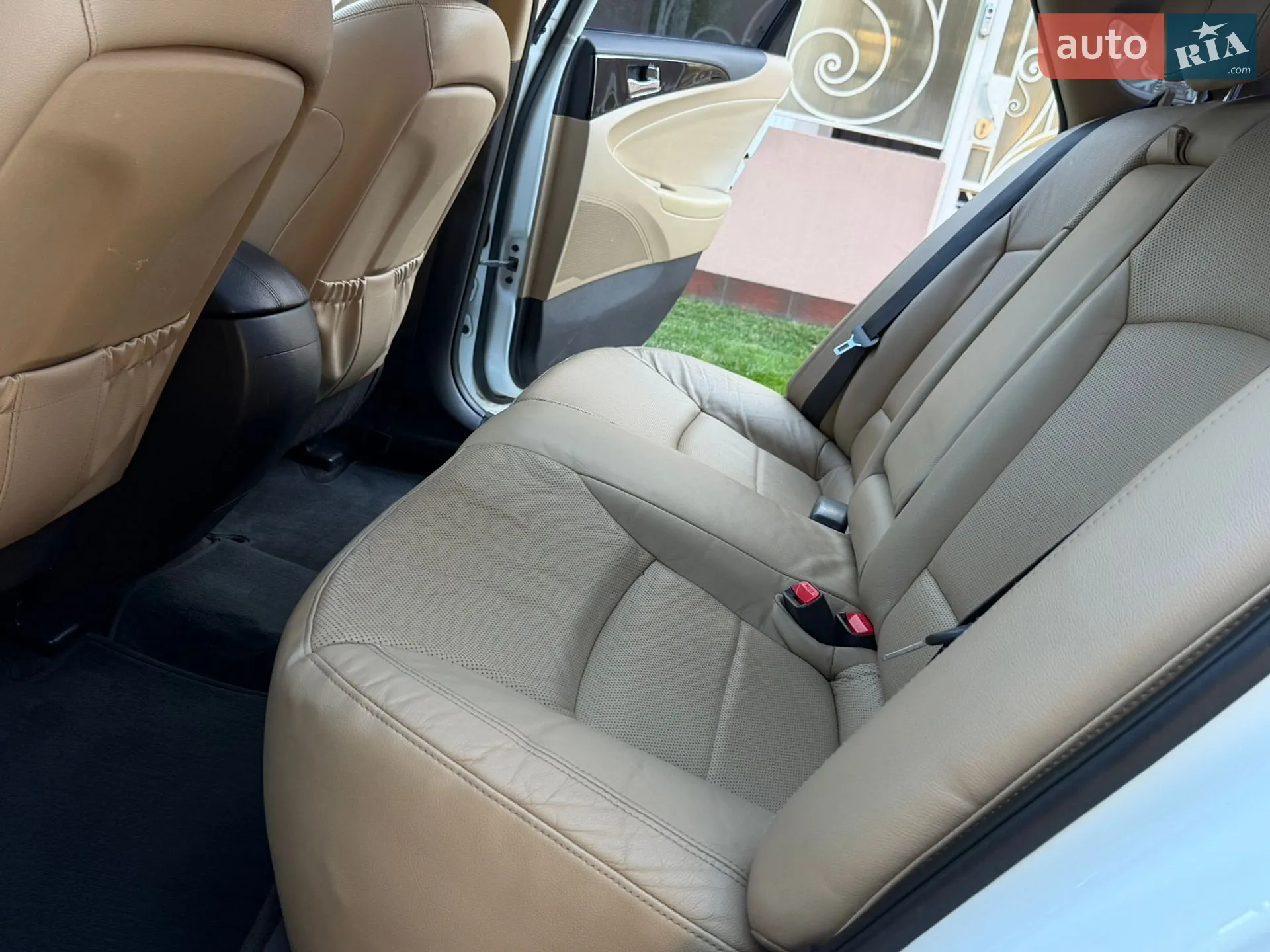 2010 Hyundai Sonata - мініатюра 56