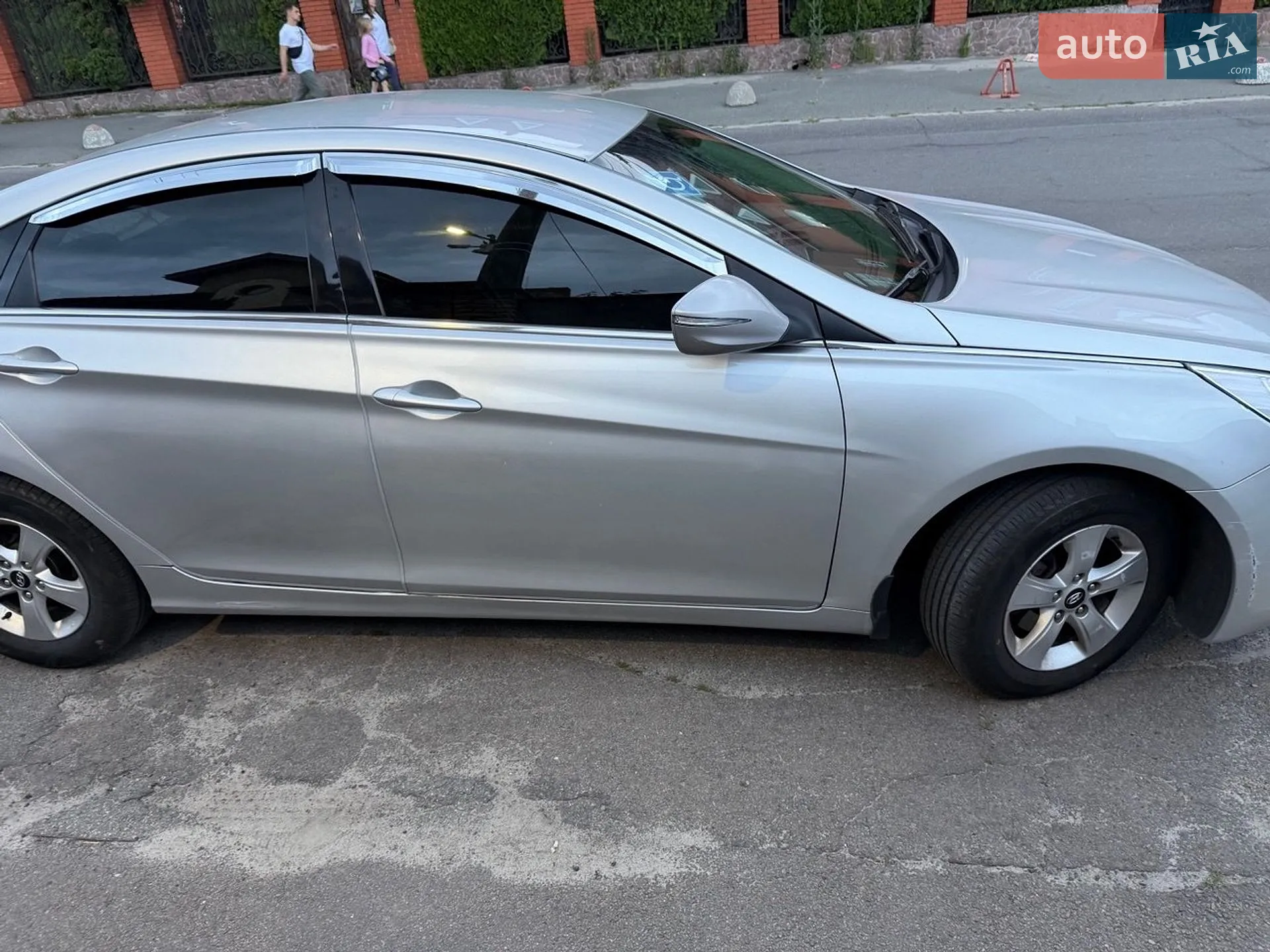2013 Hyundai Sonata - мініатюра 16