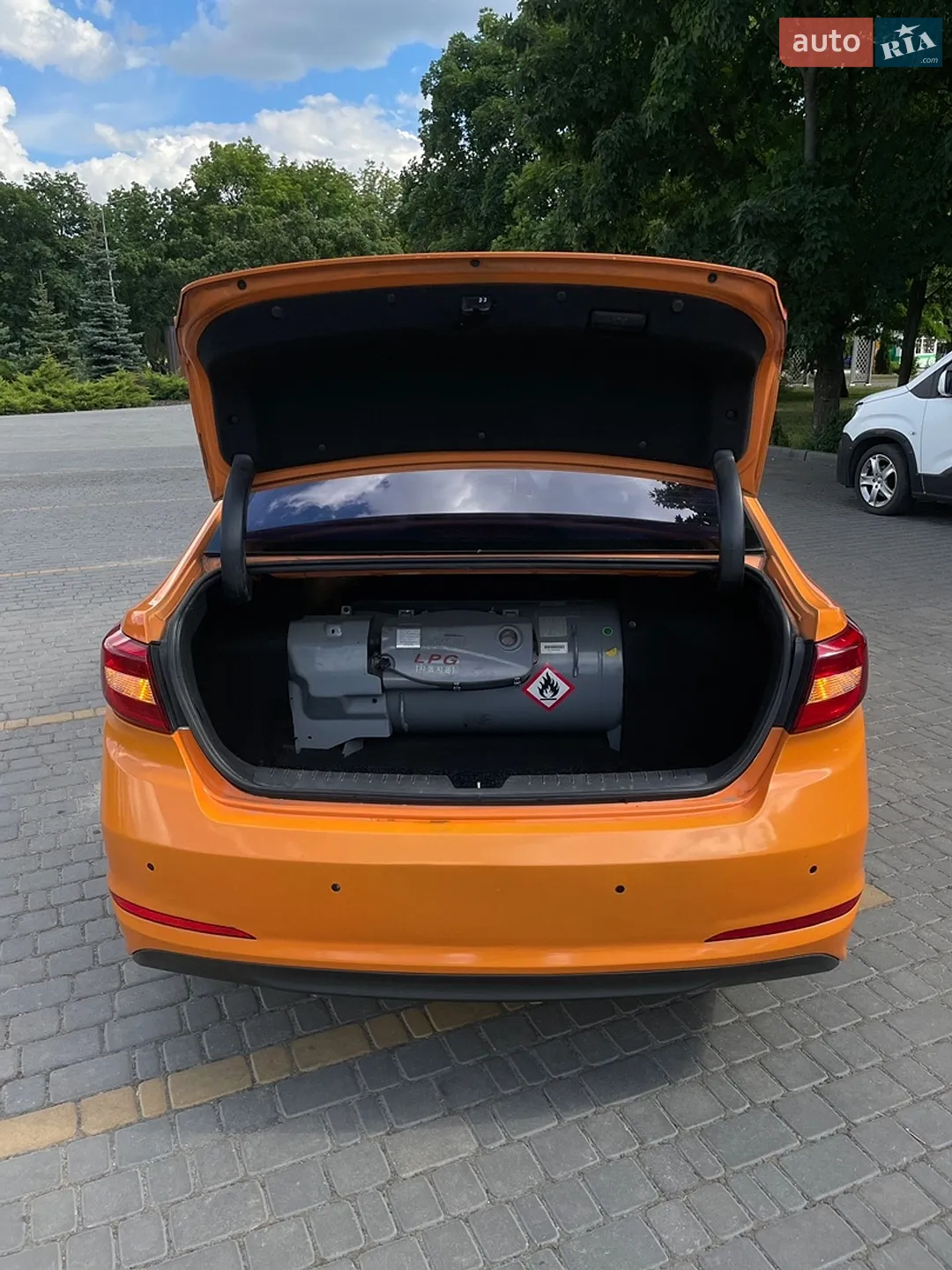 Hyundai Sonata 2015 VIN KMHE341DBFA099699 фото оголошення 10 з 12