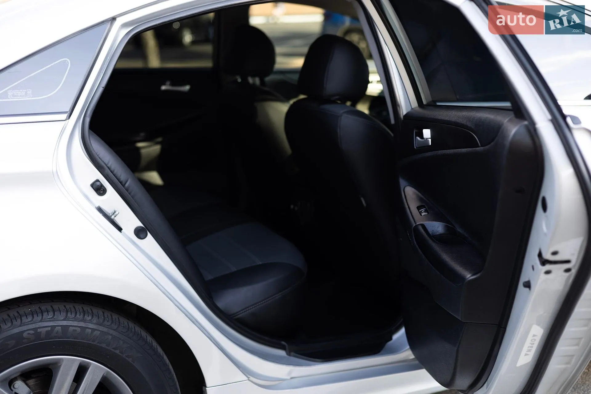 2013 Hyundai Sonata - мініатюра 20