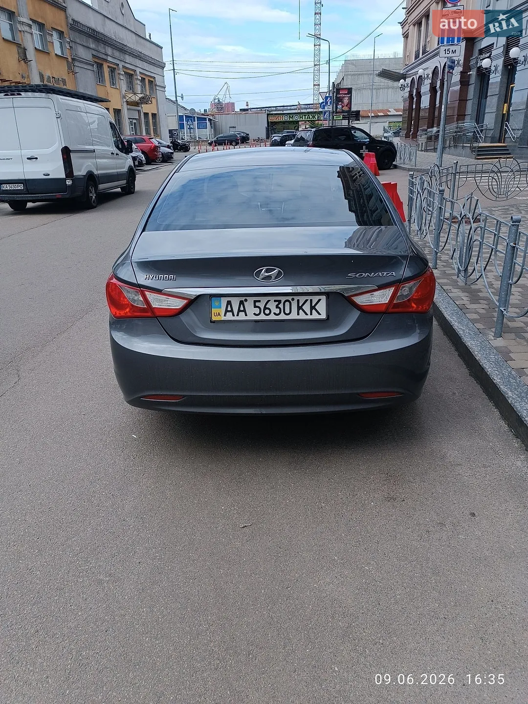 2010 Hyundai Sonata - мініатюра 4