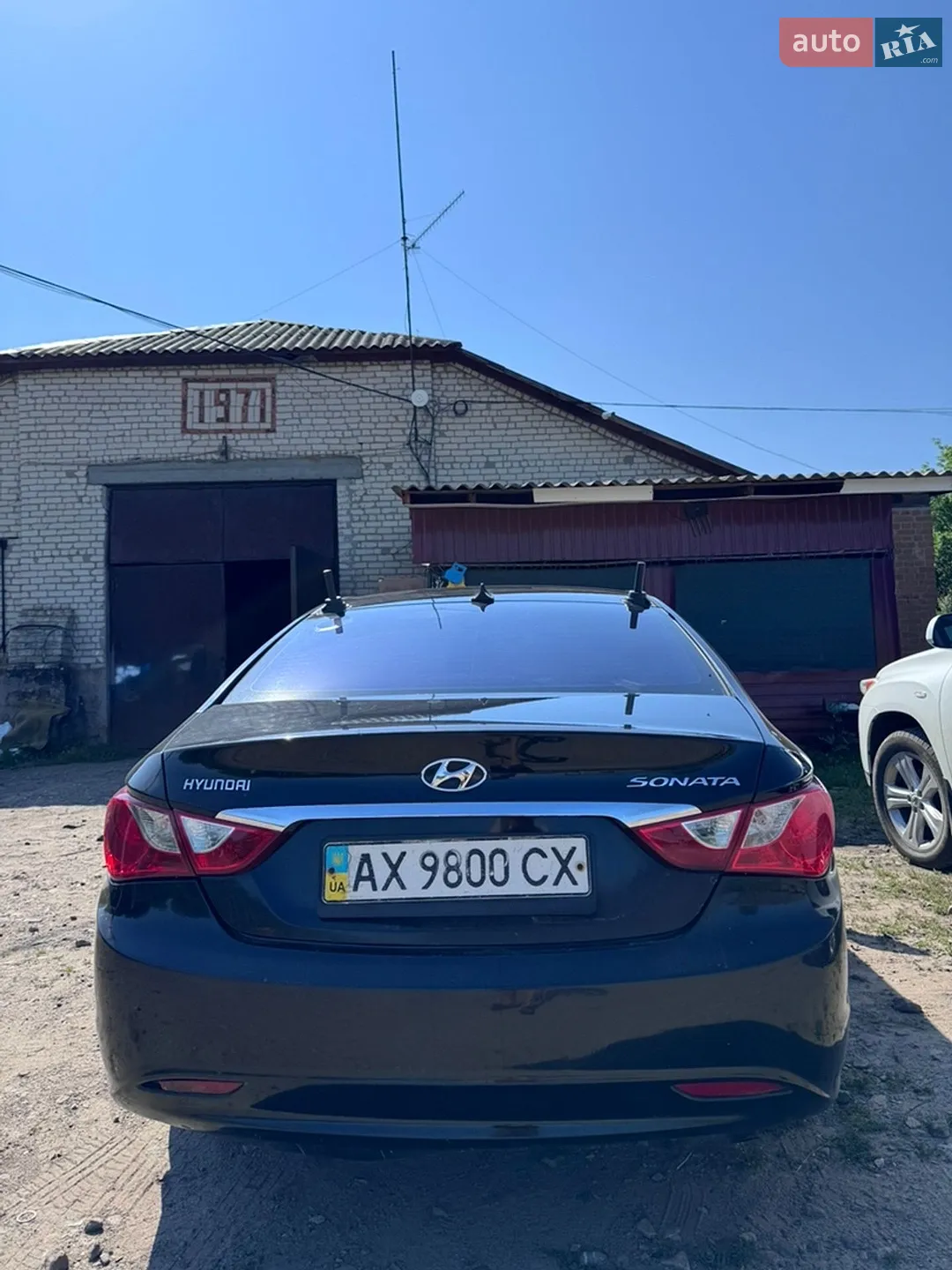 Hyundai Sonata 2012 VIN KMHEB41BADA496879 фото оголошення 3 з 5