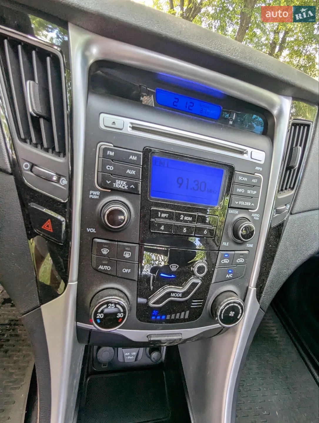 2012 Hyundai Sonata - мініатюра 16