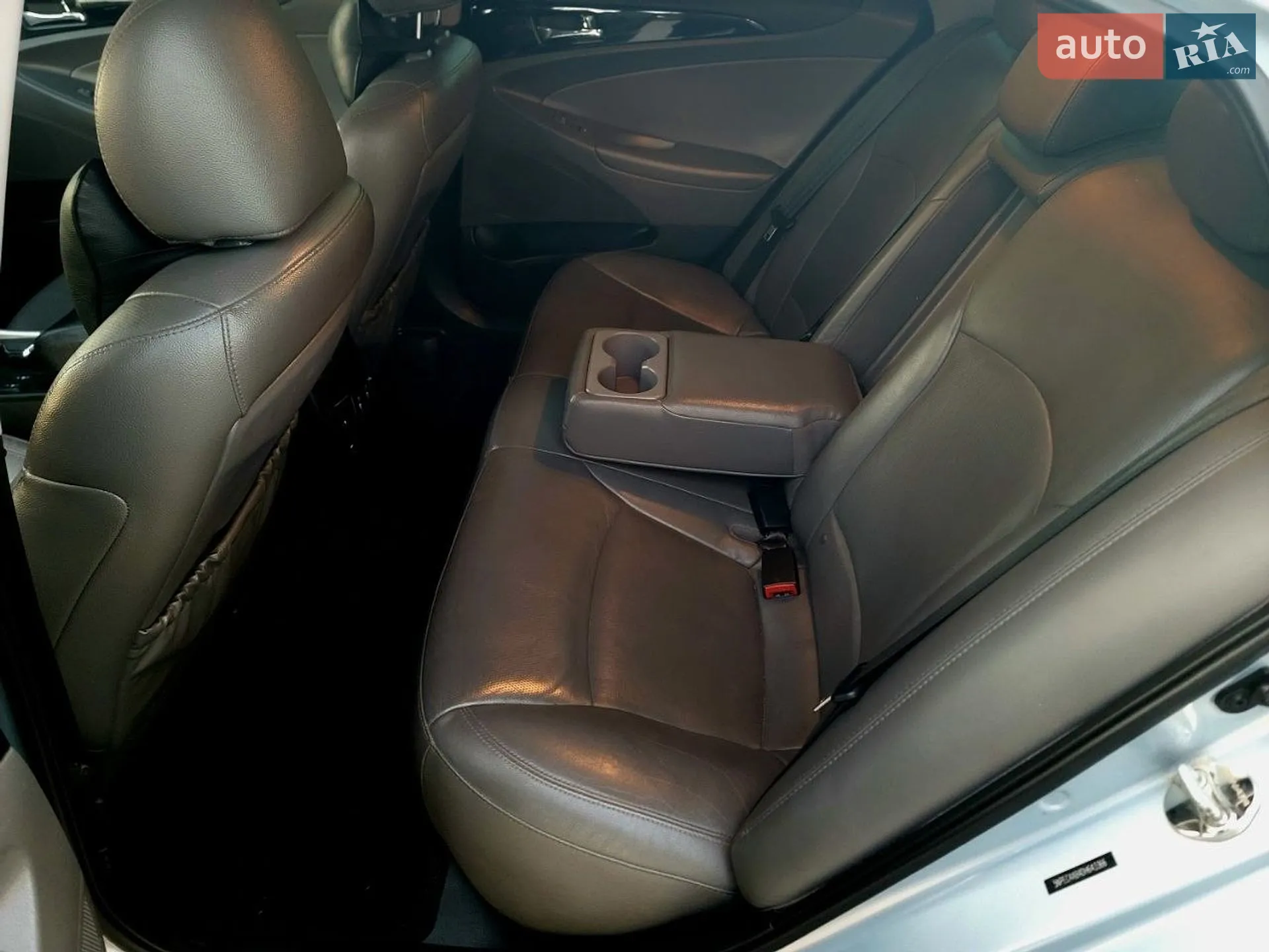 2013 Hyundai Sonata - мініатюра 17
