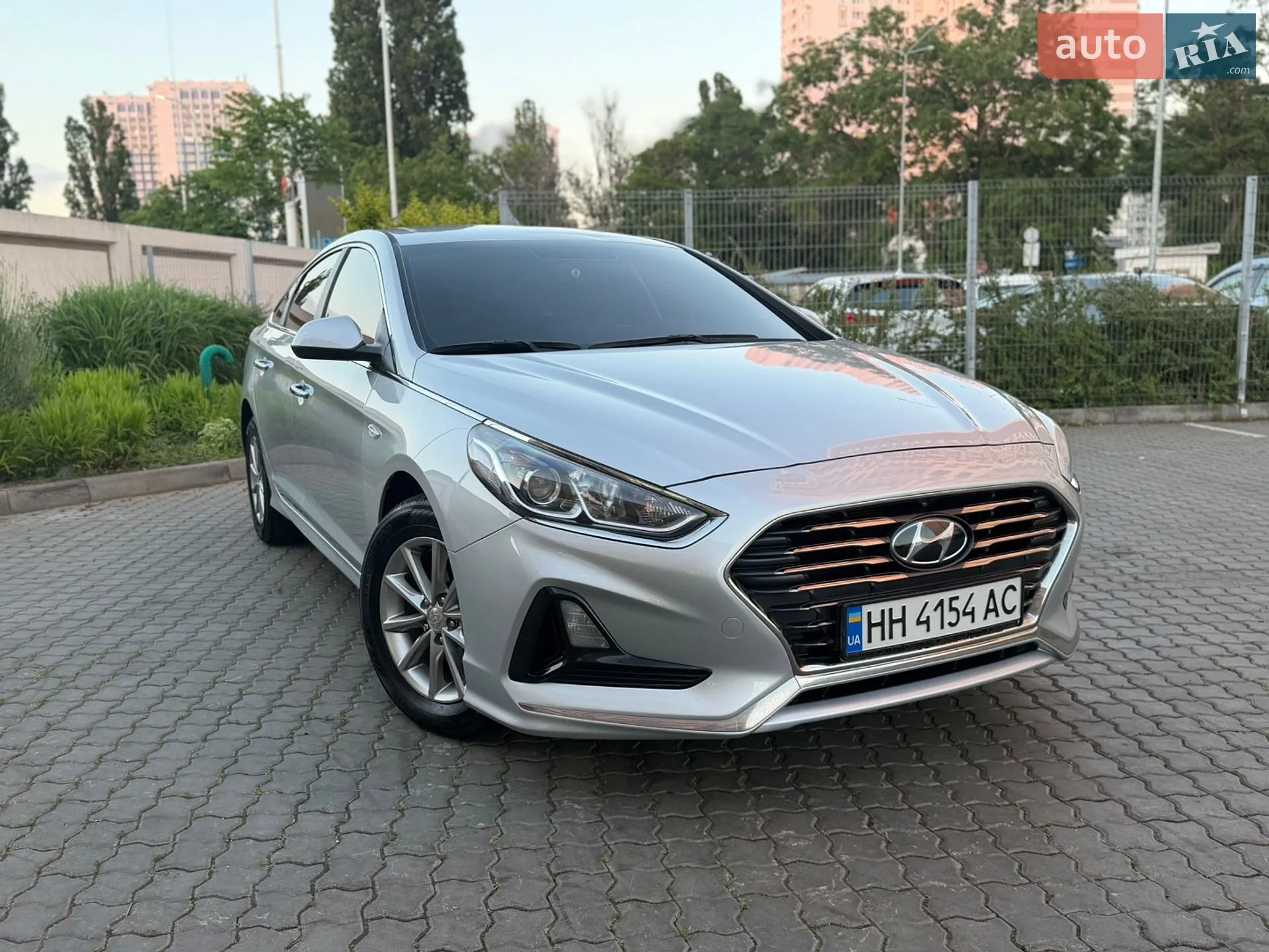 2017 Hyundai Sonata - фото 1