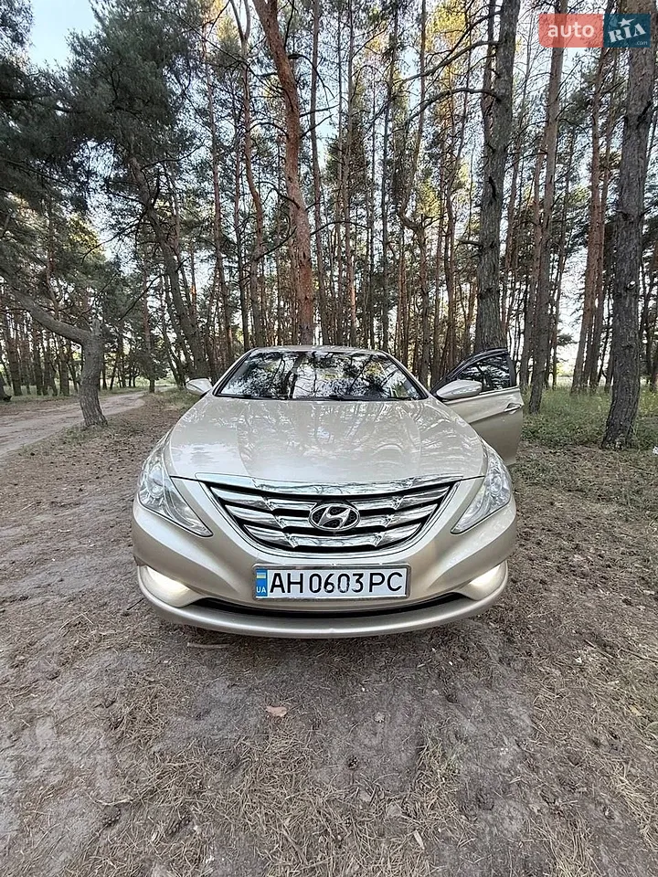 2011 Hyundai Sonata - мініатюра 16