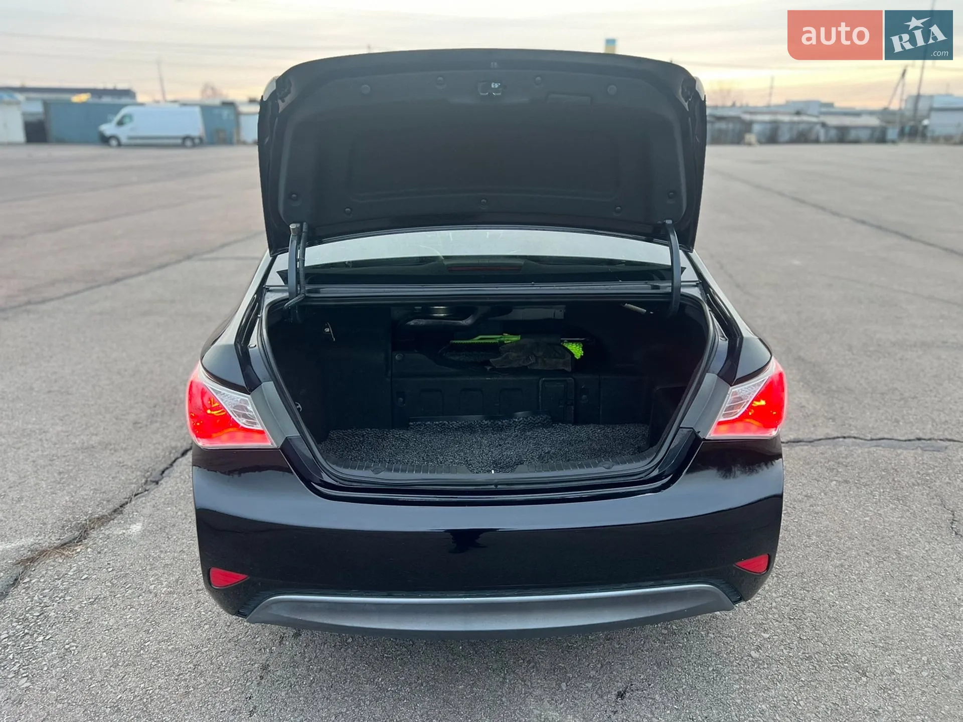 2013 Hyundai Sonata - мініатюра 25