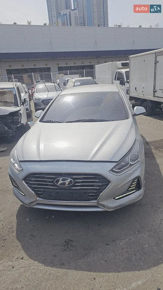 2017 Hyundai Sonata - мініатюра 11