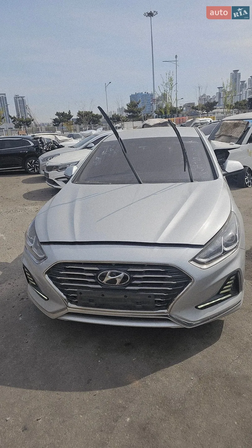 2017 Hyundai Sonata - фото 1