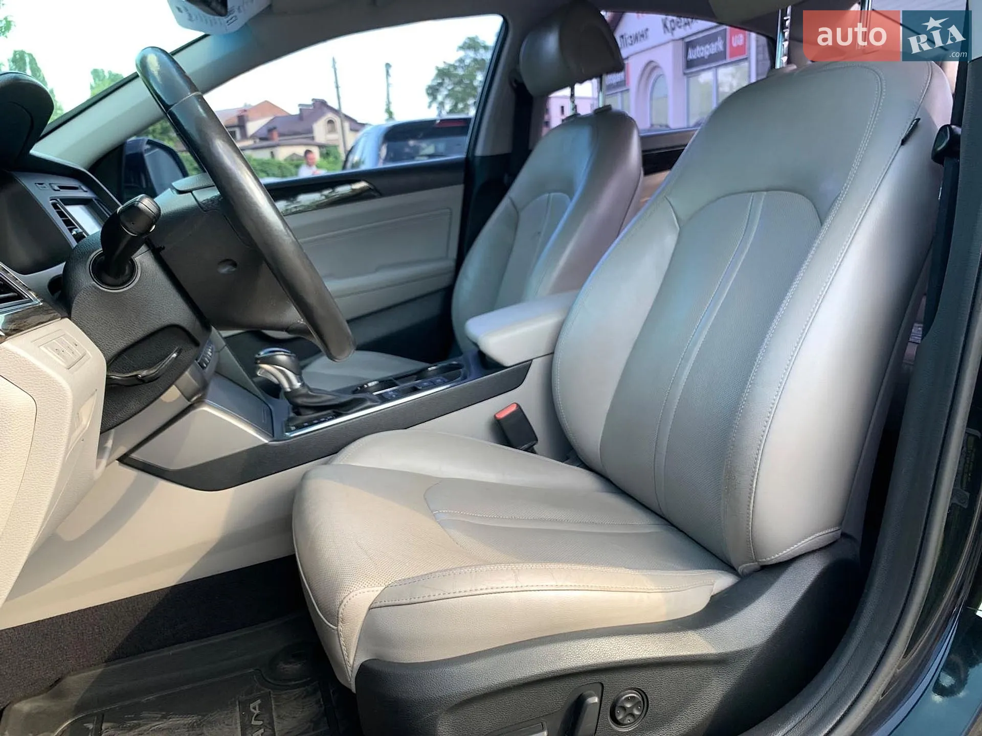 2015 Hyundai Sonata - мініатюра 19
