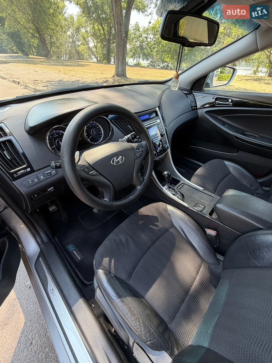 2011 Hyundai Sonata - мініатюра 5