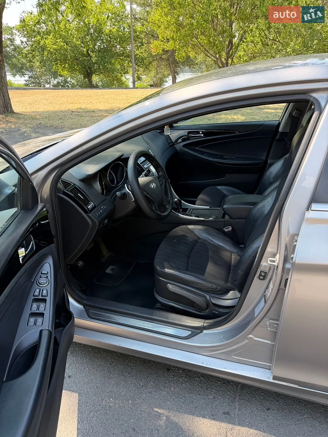 2011 Hyundai Sonata - мініатюра 8