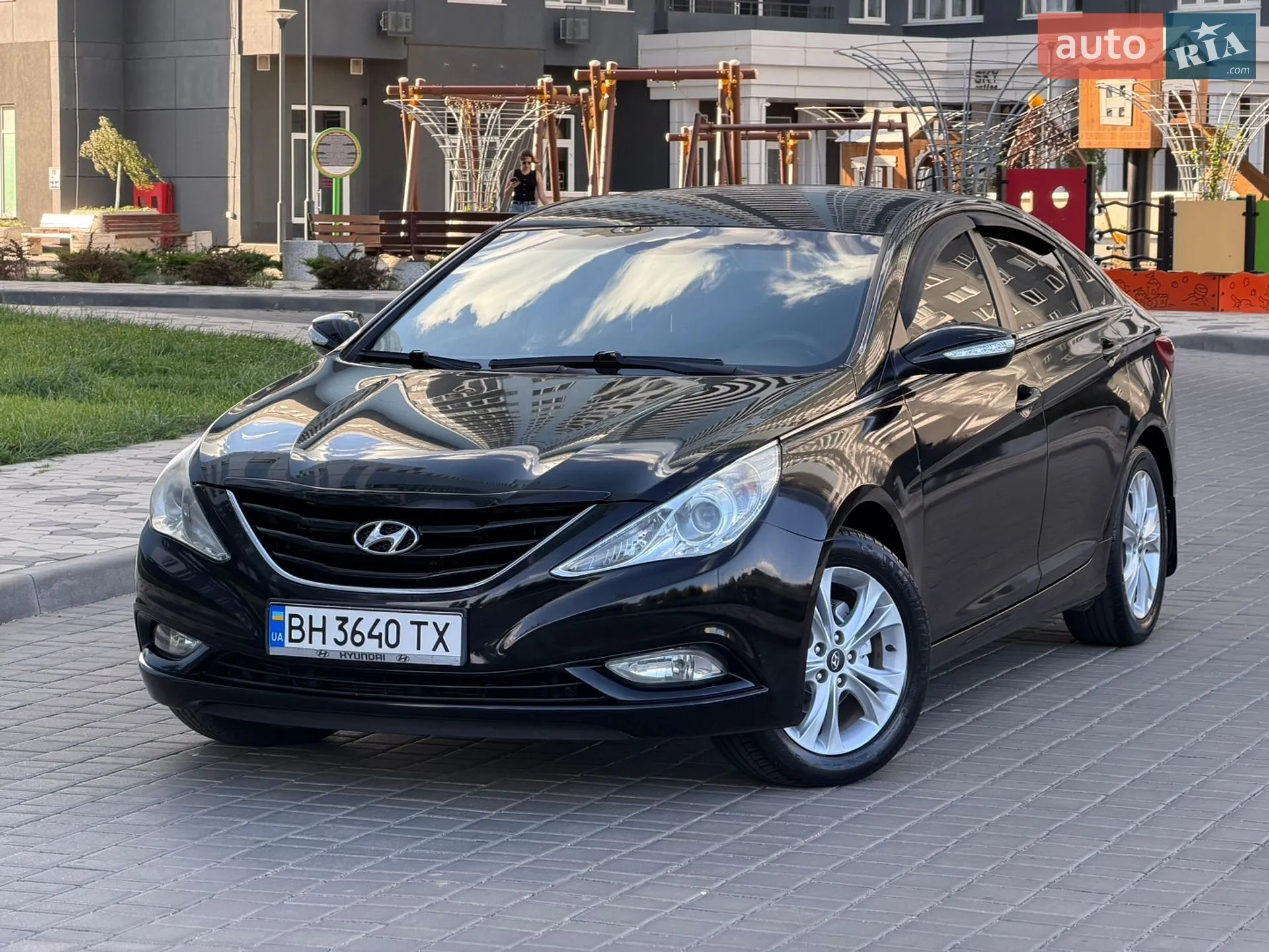 2010 Hyundai Sonata - мініатюра 15
