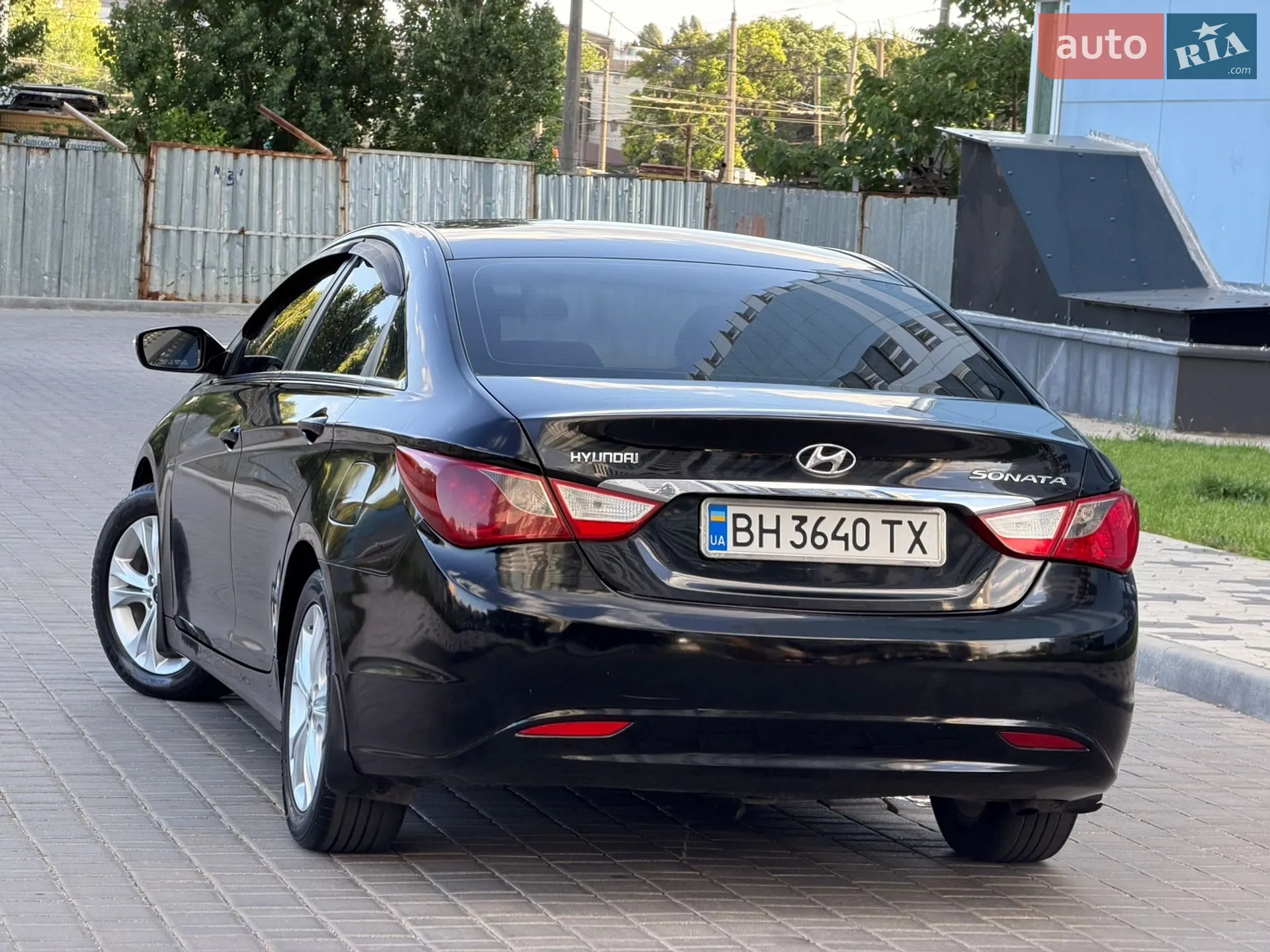 2010 Hyundai Sonata - мініатюра 31