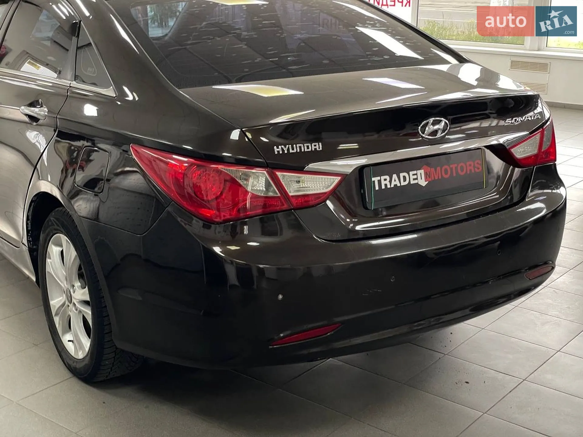 2010 Hyundai Sonata - мініатюра 6