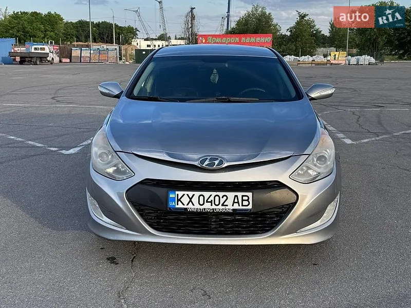 Hyundai Sonata