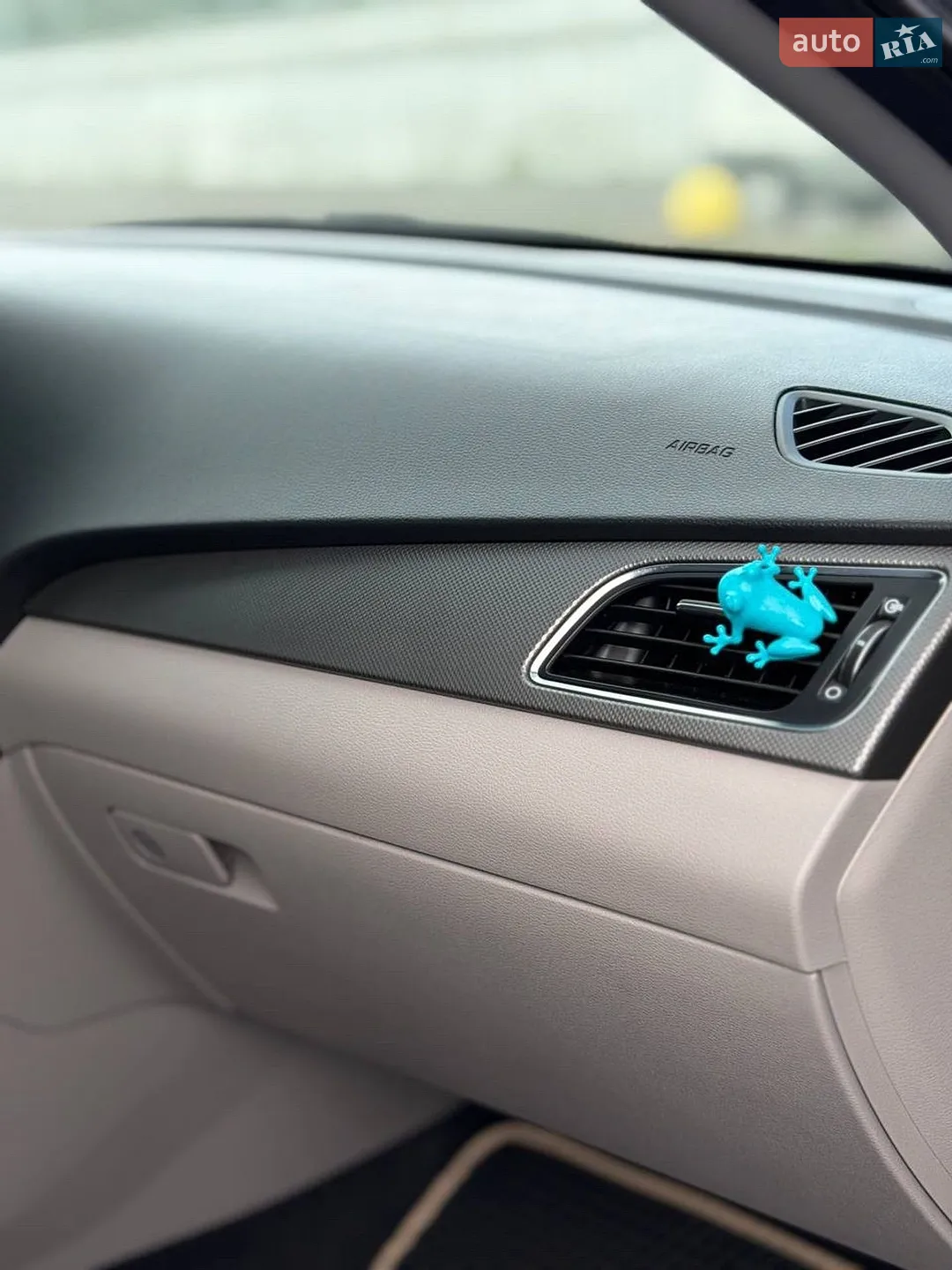 2016 Hyundai Sonata - мініатюра 28