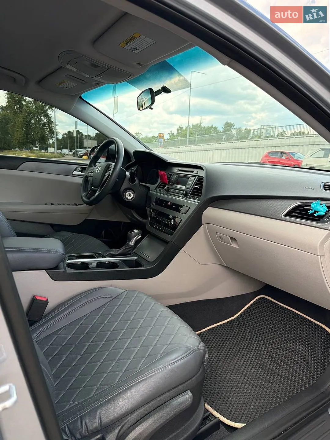 2016 Hyundai Sonata - мініатюра 33