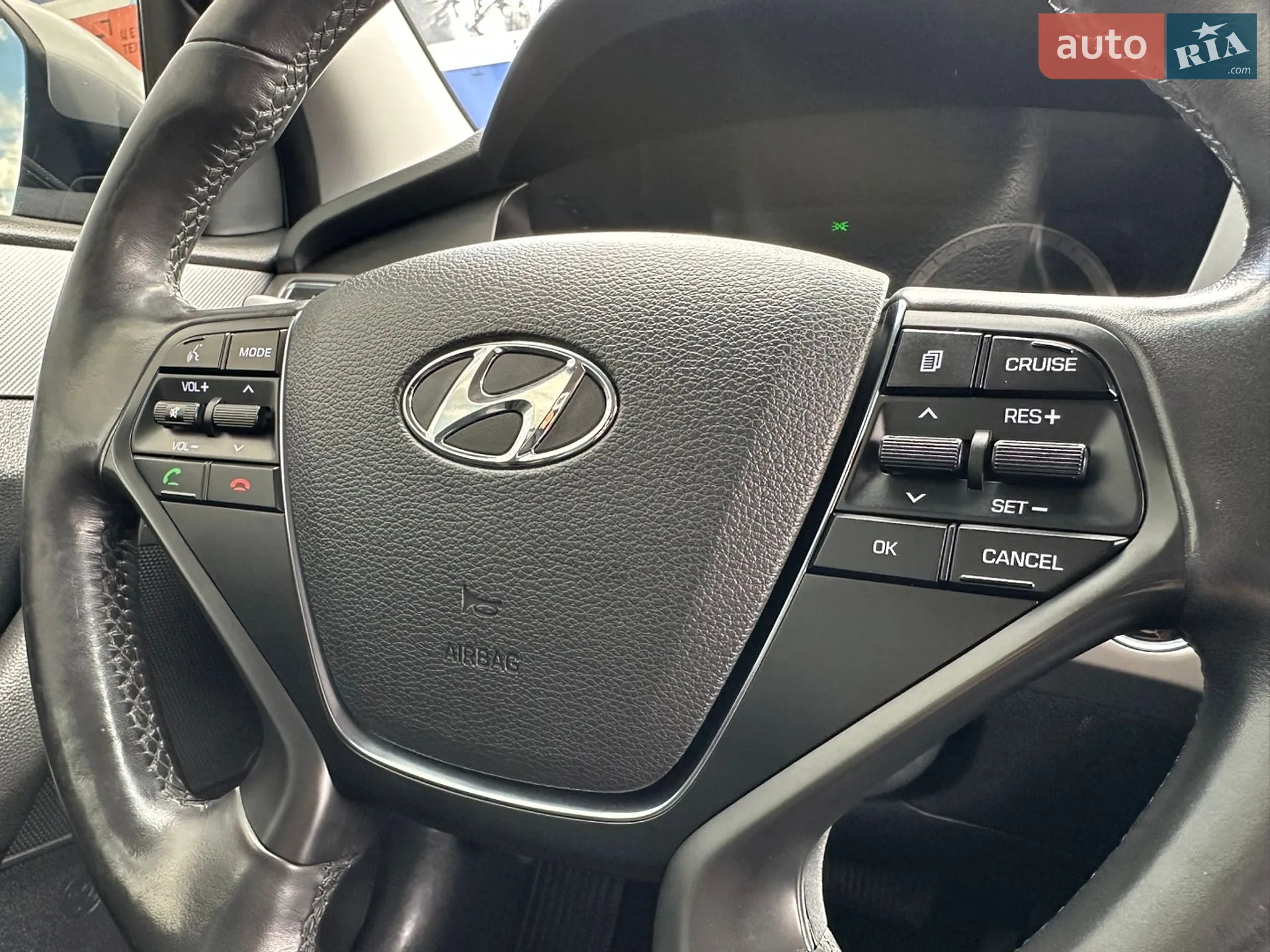 2016 Hyundai Sonata - мініатюра 38