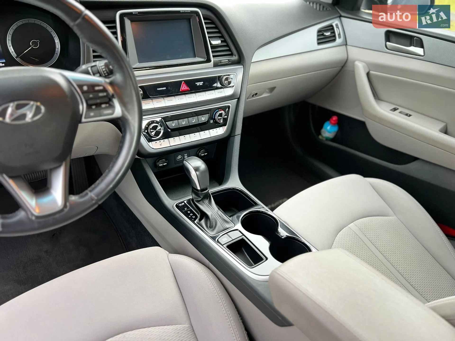 2017 Hyundai Sonata - мініатюра 18