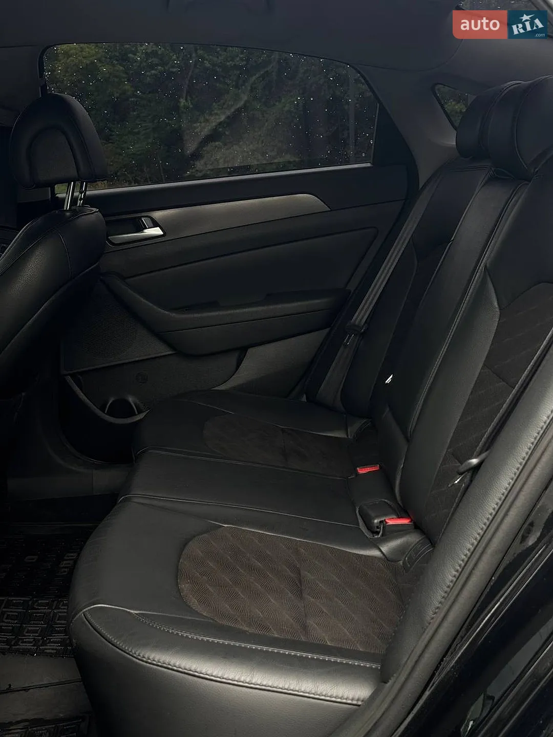 2015 Hyundai Sonata - мініатюра 16