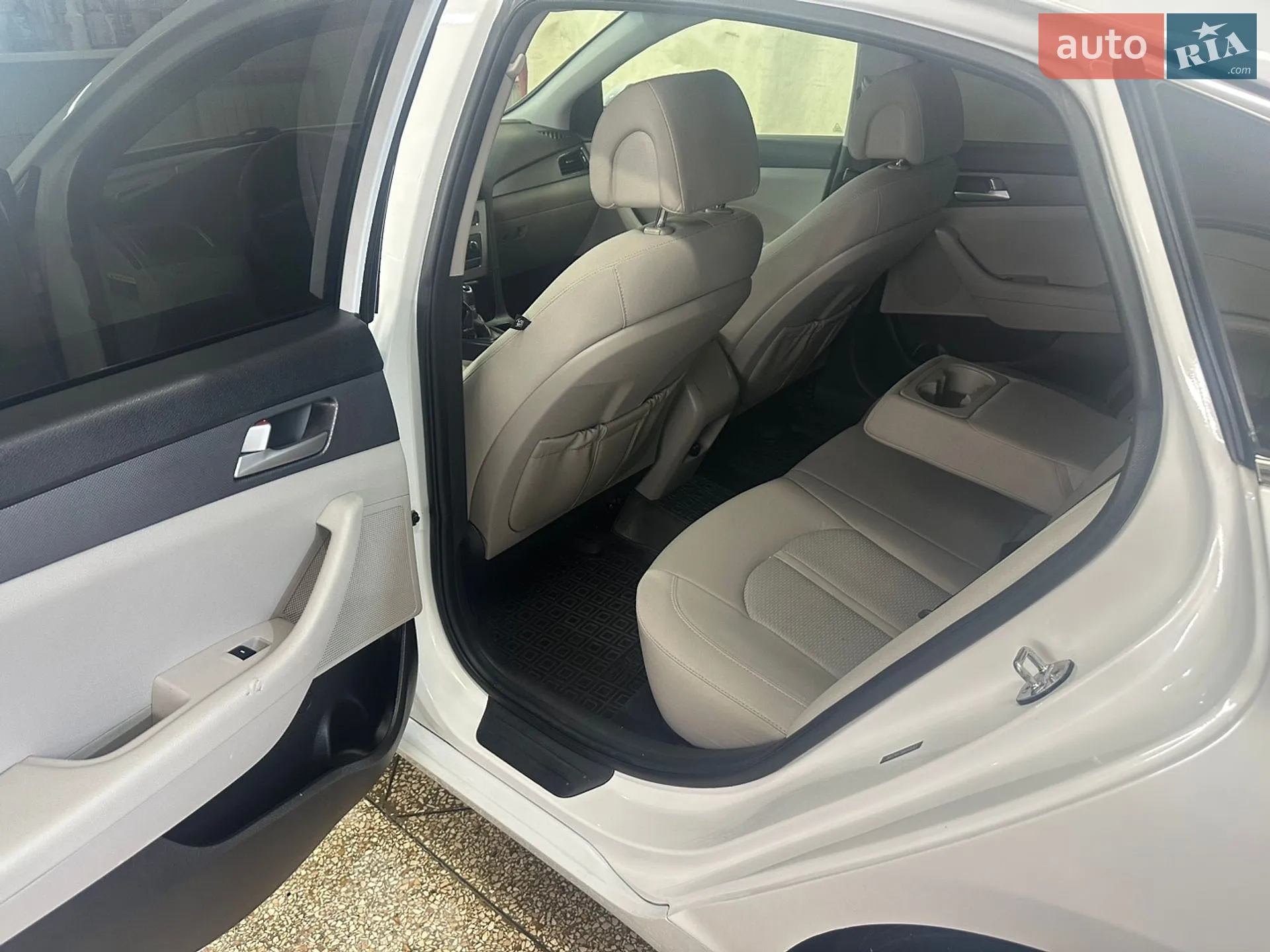 2017 Hyundai Sonata - мініатюра 9