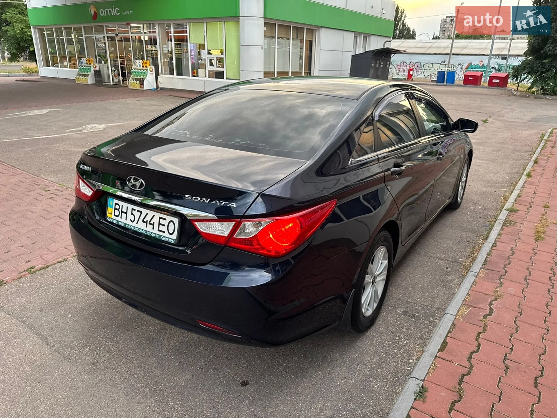 2010 Hyundai Sonata - мініатюра 6