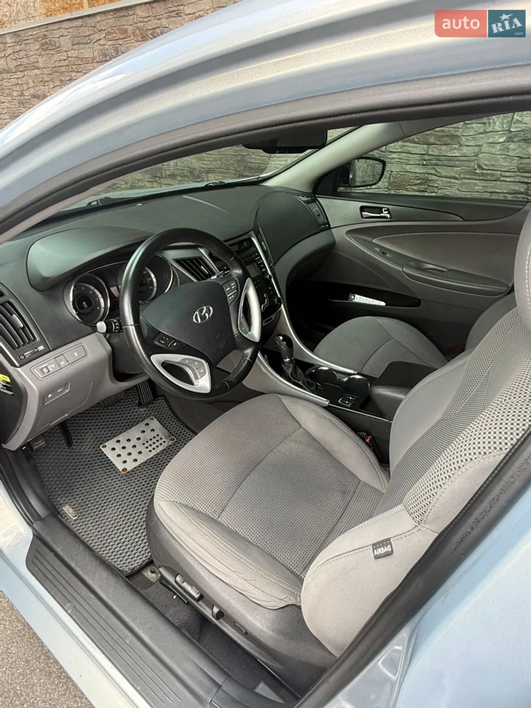2013 Hyundai Sonata - мініатюра 16
