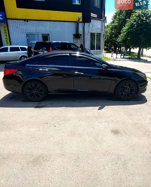 Hyundai Sonata