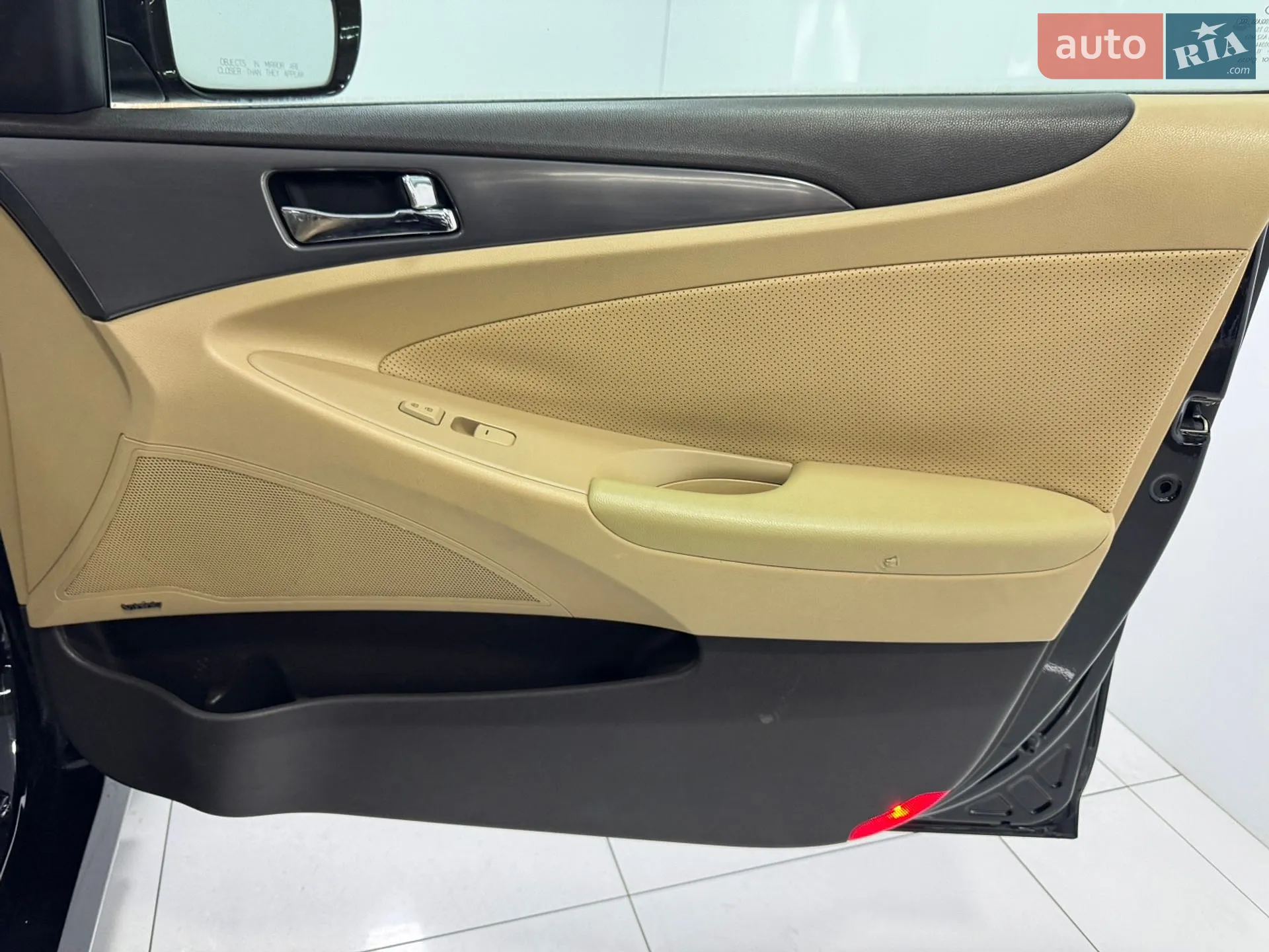 2013 Hyundai Sonata - мініатюра 38