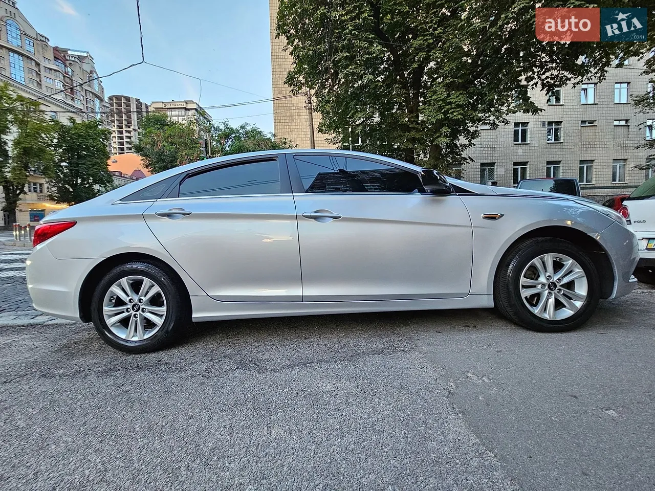 2013 Hyundai Sonata - мініатюра 19