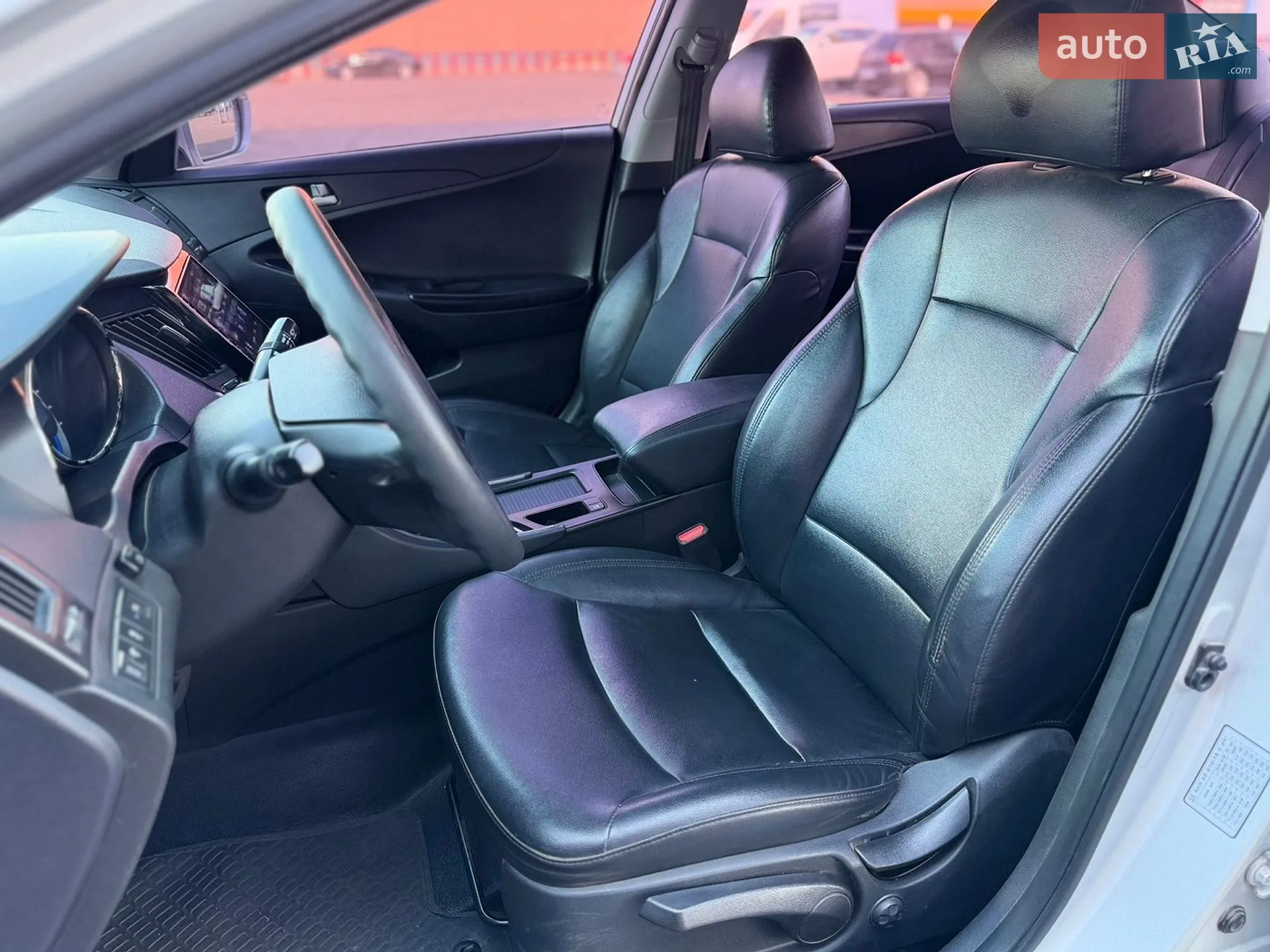 2016 Hyundai Sonata - мініатюра 16