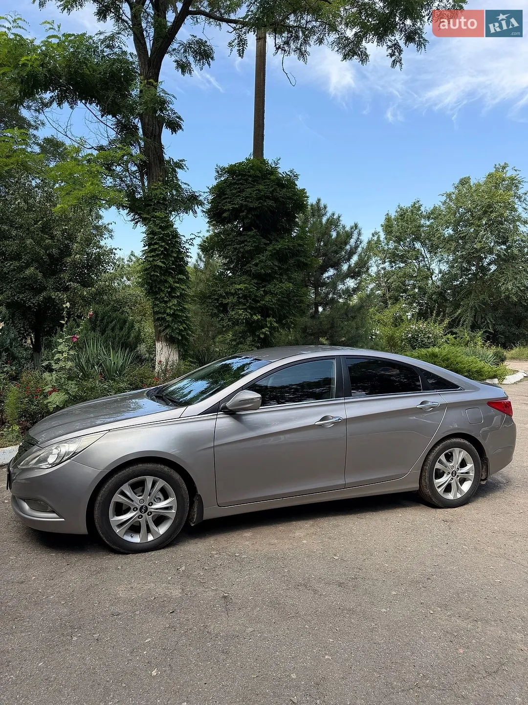 2010 Hyundai Sonata - мініатюра 4