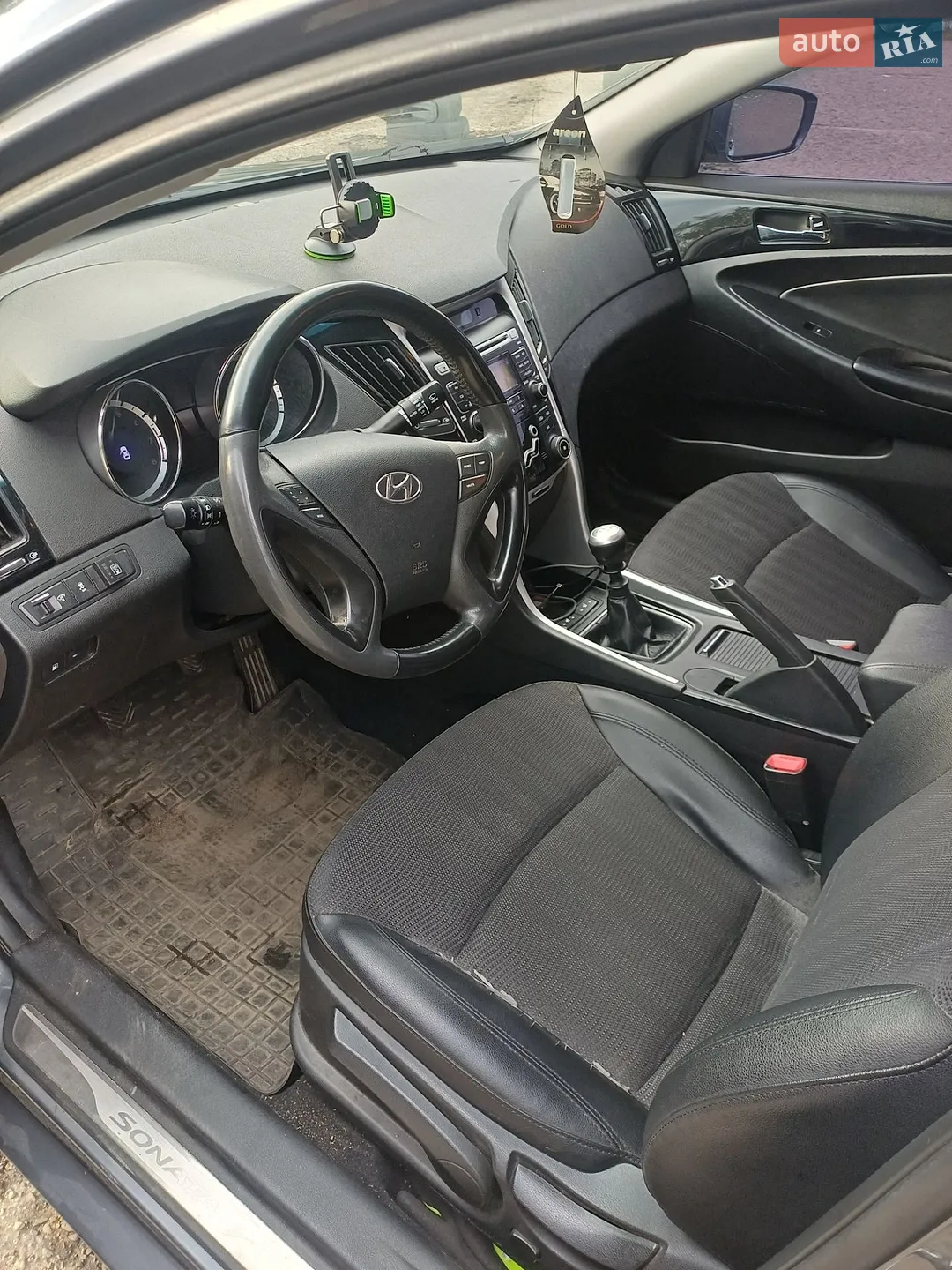 2010 Hyundai Sonata - мініатюра 13