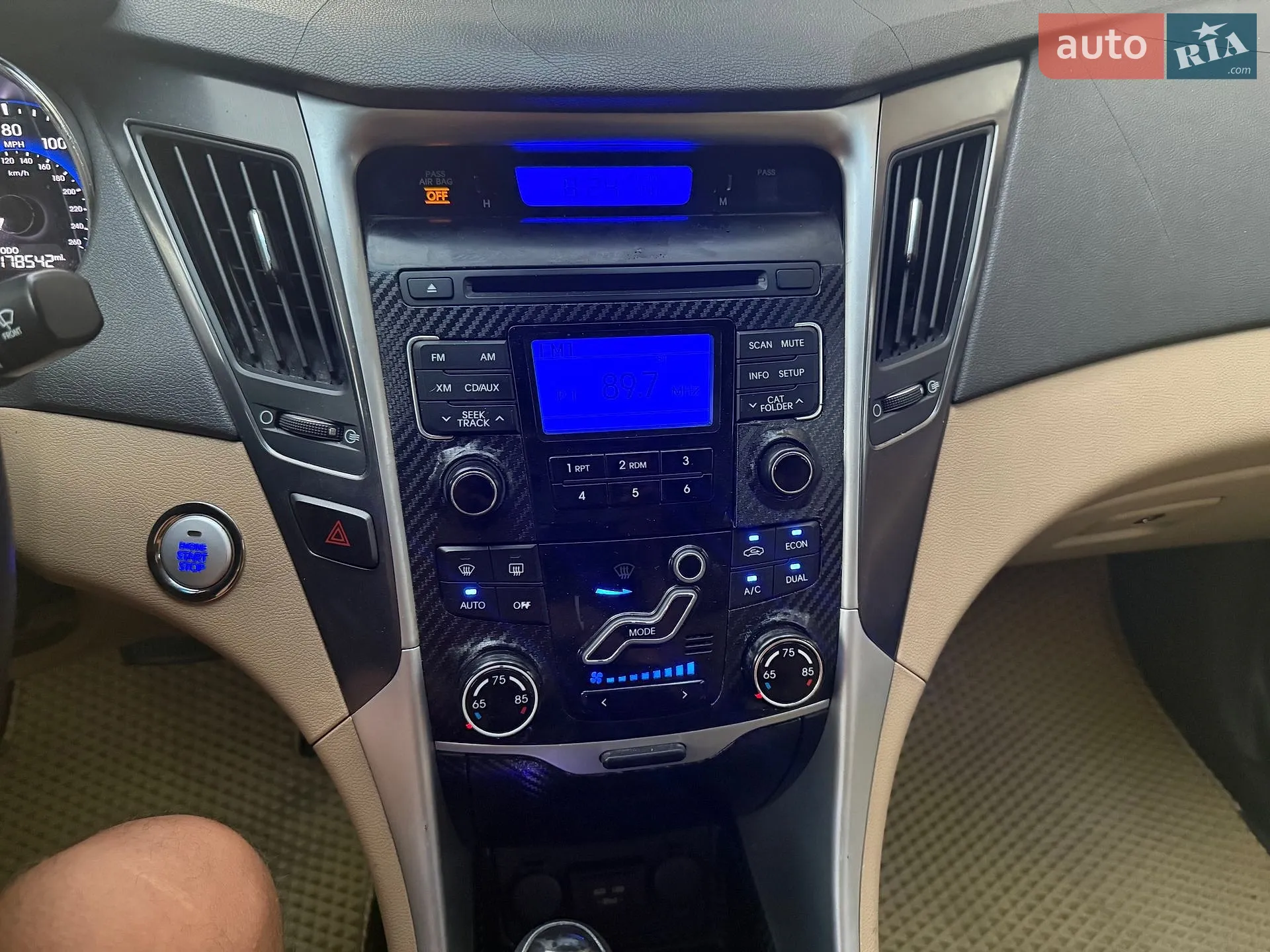 2011 Hyundai Sonata - мініатюра 20
