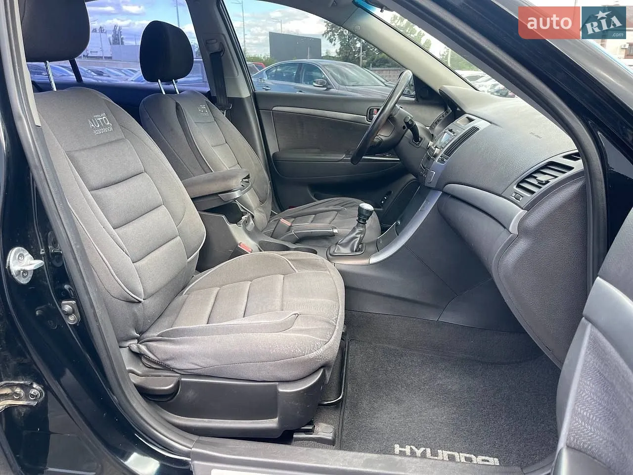 2010 Hyundai Sonata - мініатюра 12