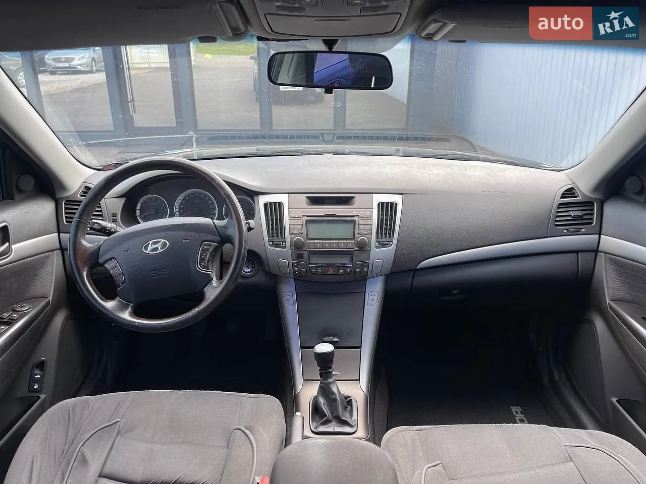 2010 Hyundai Sonata - мініатюра 13