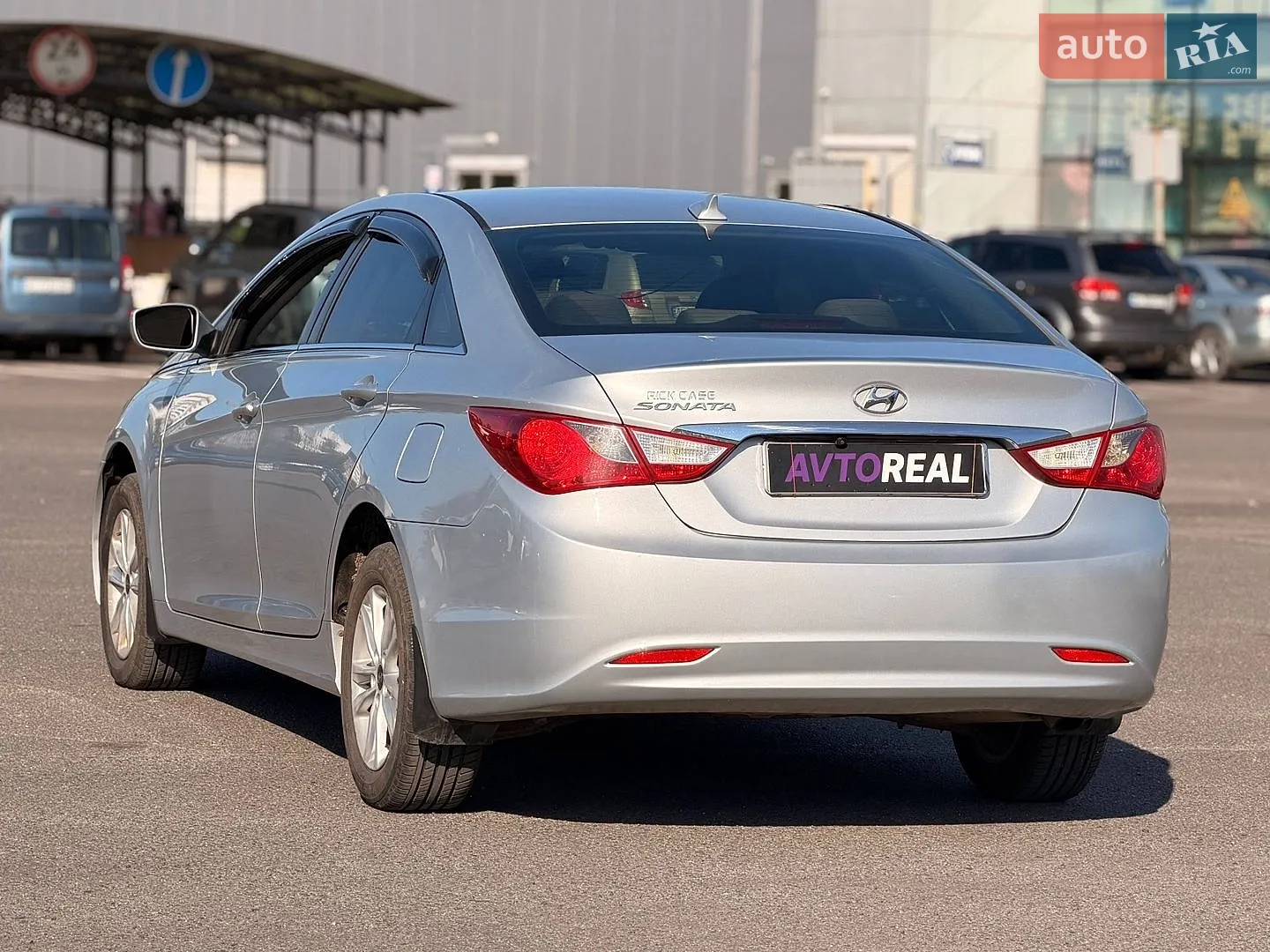 2013 Hyundai Sonata - мініатюра 21